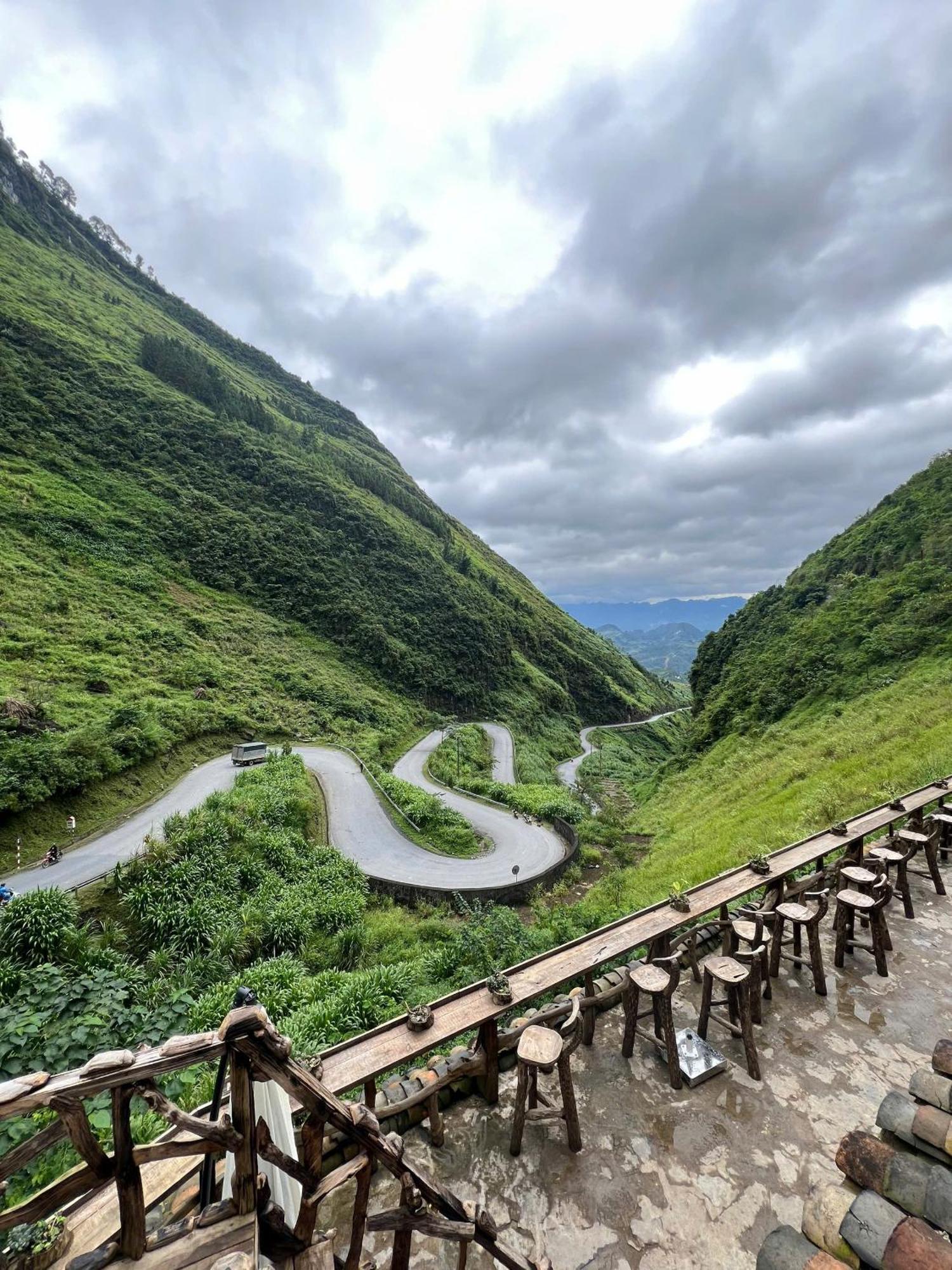 Hg Hostel Provide Tours & Motorbikes Ha Giang Exterior photo